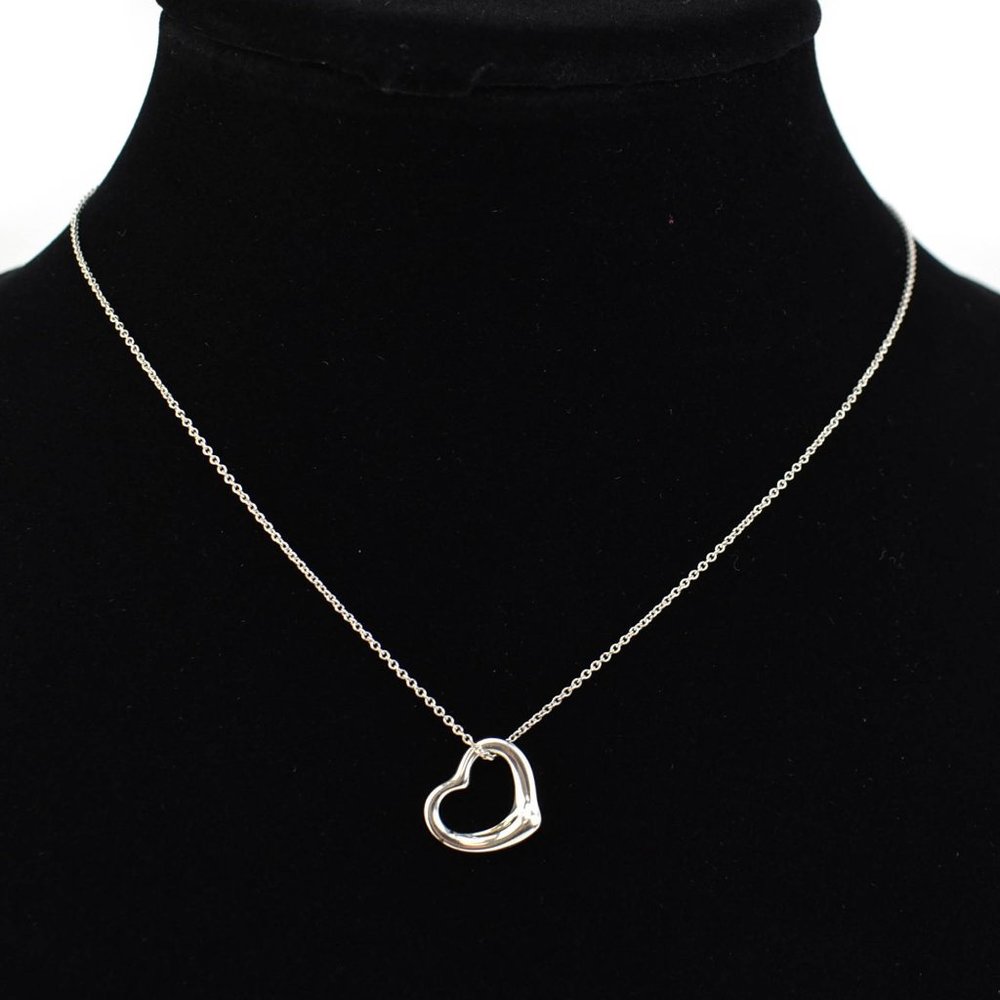 TIFFANY & CO Silver Open Heart Necklace (zv)